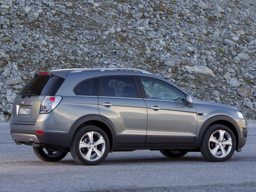  Chevrolet Captiva 2011 года  (фото 11 из 24)